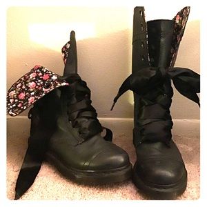 Doc Marten’s Triumph Boot